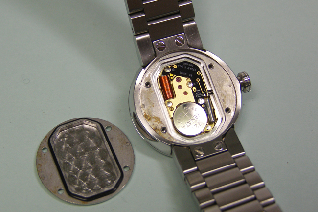 Christian Dior 電池交換 | 渋谷で時計修理、電池交換なら