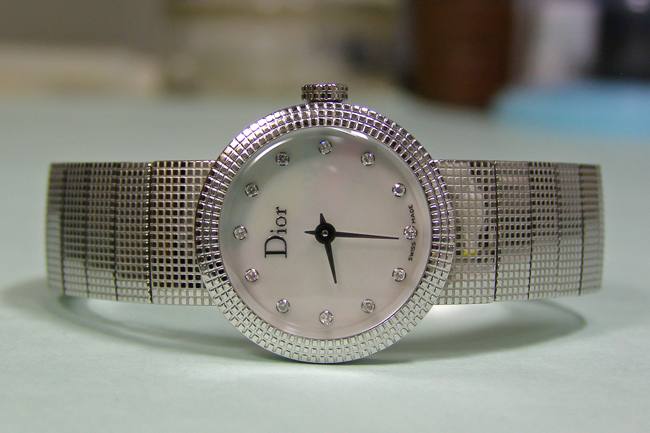 Christian Dior 電池交換 | 渋谷で時計修理、電池交換なら